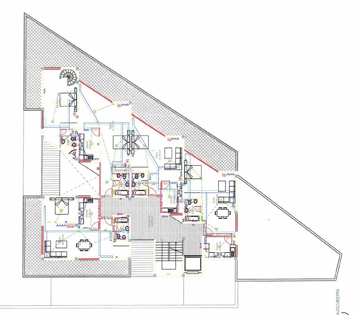 Suelo terciario con licencia para construir 16 apartamentos, 16 garajes y 1 local