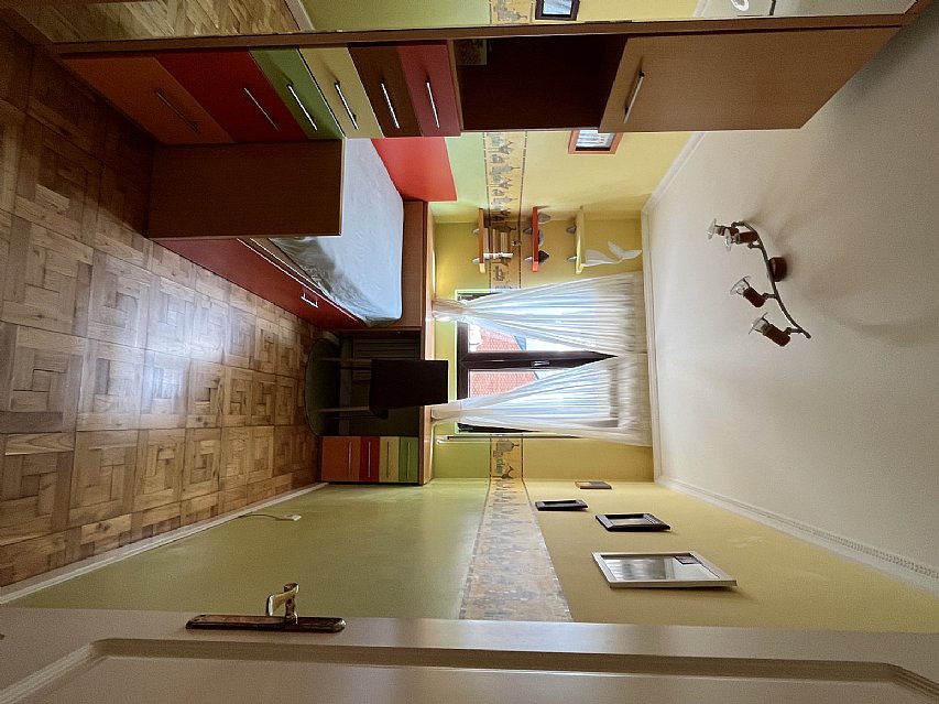 Piso de 3 hab y 2 baños con garaje y balcon en Valdenoja