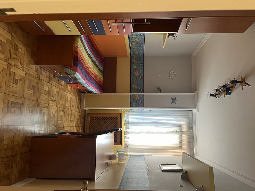 Piso de 3 hab y 2 baños con garaje y balcon en Valdenoja