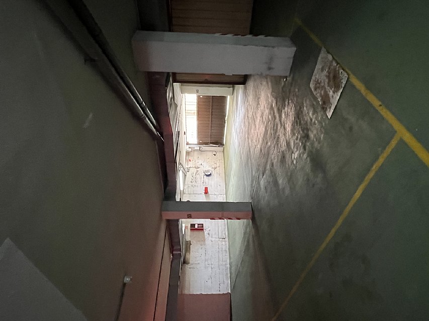 Piso de 3 hab y 2 baños con garaje y balcon en Valdenoja