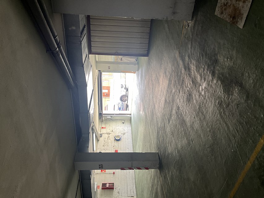 Piso de 3 hab y 2 baños con garaje y balcon en Valdenoja