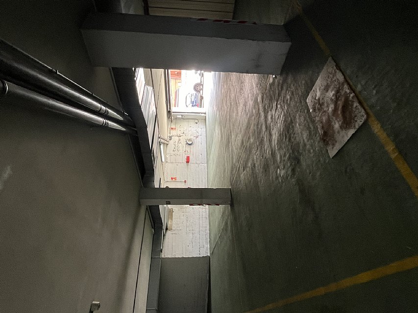 Piso de 3 hab y 2 baños con garaje y balcon en Valdenoja