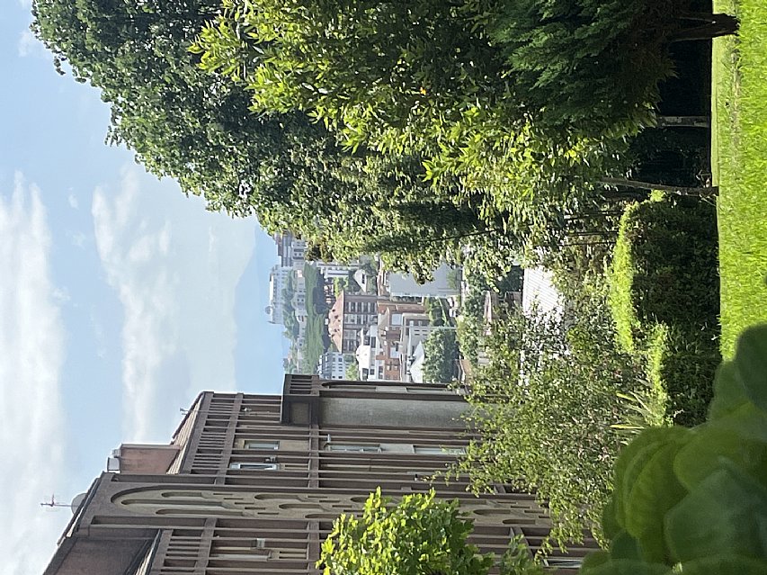 Piso de 3 hab y 2 baños con garaje y balcon en Valdenoja