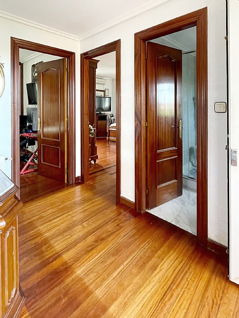 Chalet independiente con jardin privado en Santander