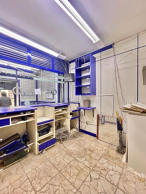 Local a pie de calle en zona prime en el centro de Santander