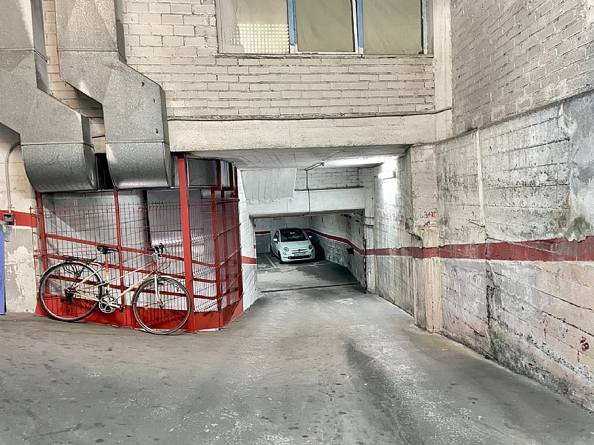 Garaje en pleno centro de Tetuan