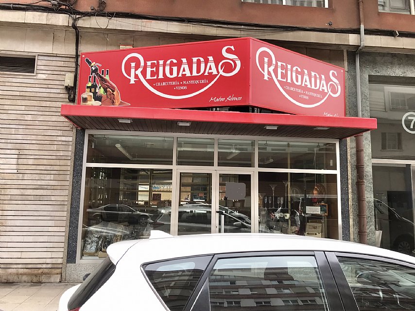 Local comercial en plena calle Castilal ideal para negocio