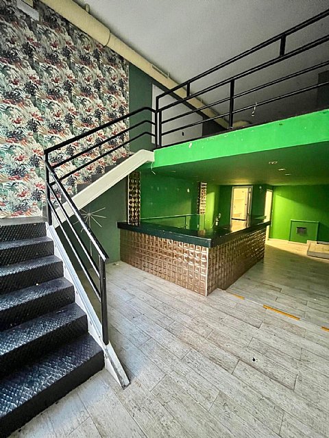 Local destinado a ocio y hosteleria en pleno centro de Santander