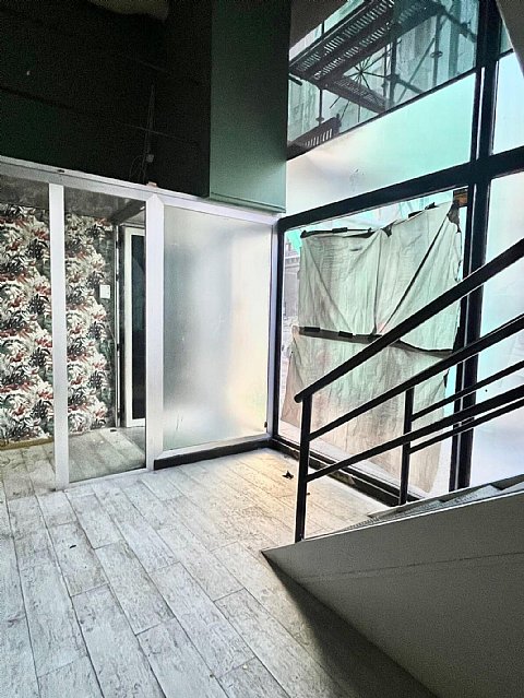 Local destinado a ocio y hosteleria en pleno centro de Santander