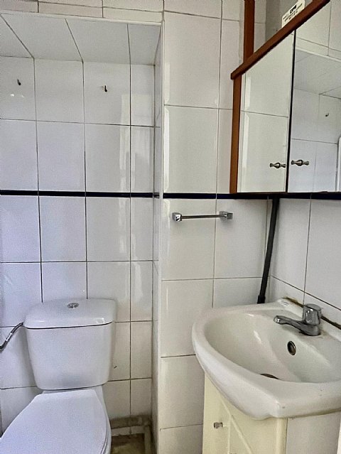 Local a pie de calle en zona prime en el centro de Santander