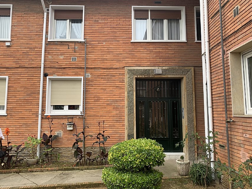 Piso al sur de 4 hab y 2 baños con balcón reformado en Ciudad Jardin