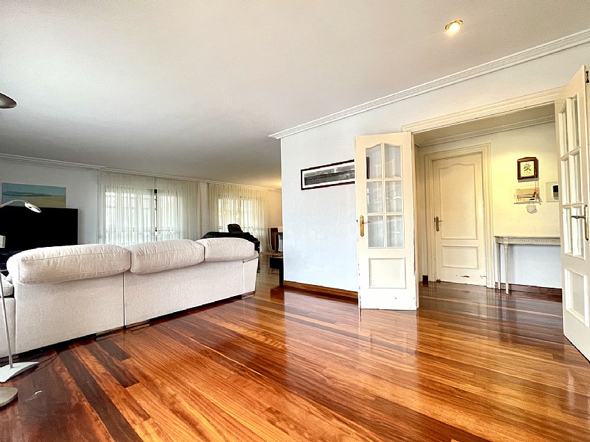 Duplex de 260 metros con garaje cerrado en El Sardinero