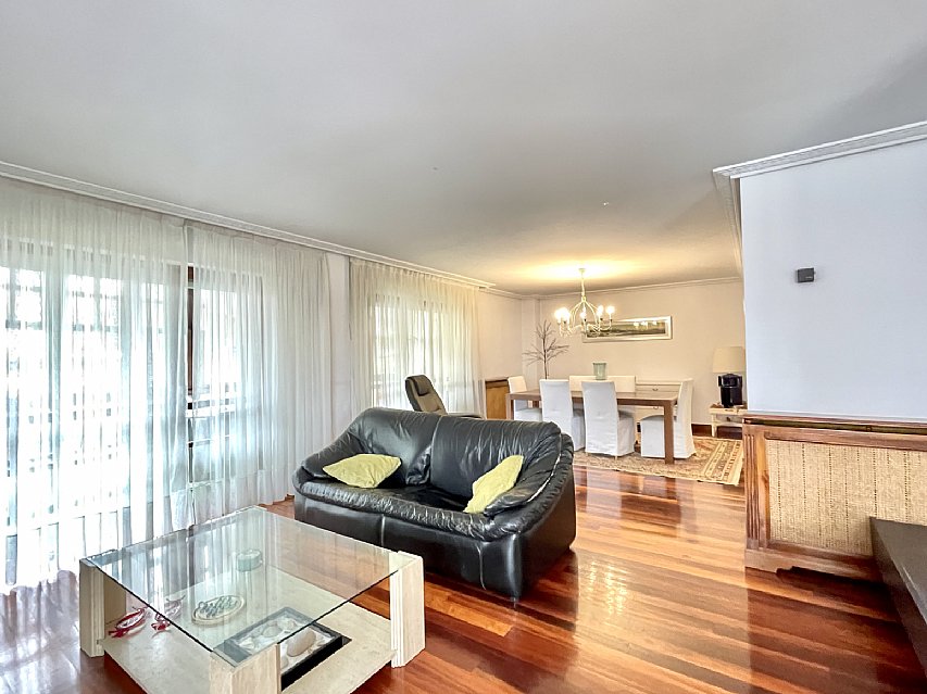 Duplex de 260 metros con garaje cerrado en El Sardinero