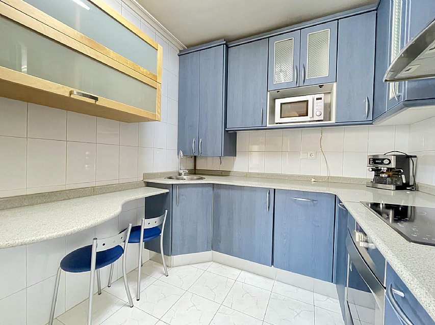 Apartamento para entrar a vivir rodeado de todos los servicios