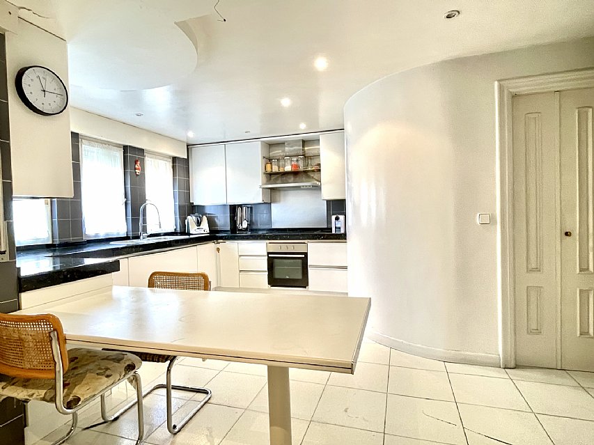 Duplex de 260 metros con garaje cerrado en El Sardinero