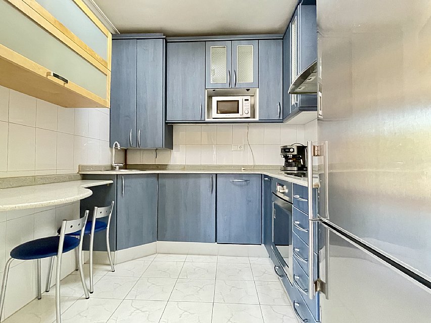 Apartamento para entrar a vivir rodeado de todos los servicios