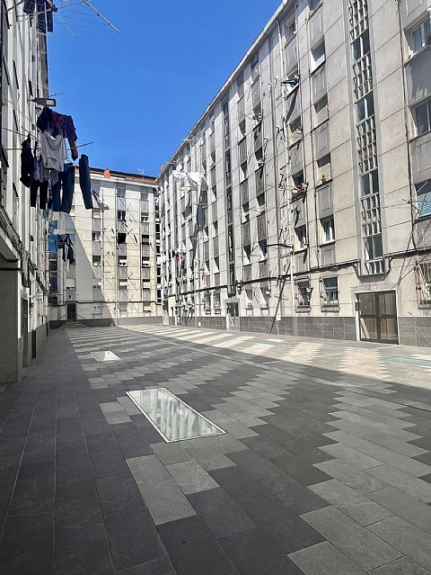 Piso de 2 hab y un baño en el centro de Santander