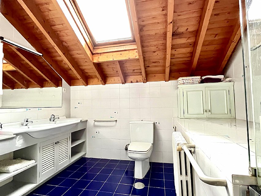 Duplex de 260 metros con garaje cerrado en El Sardinero