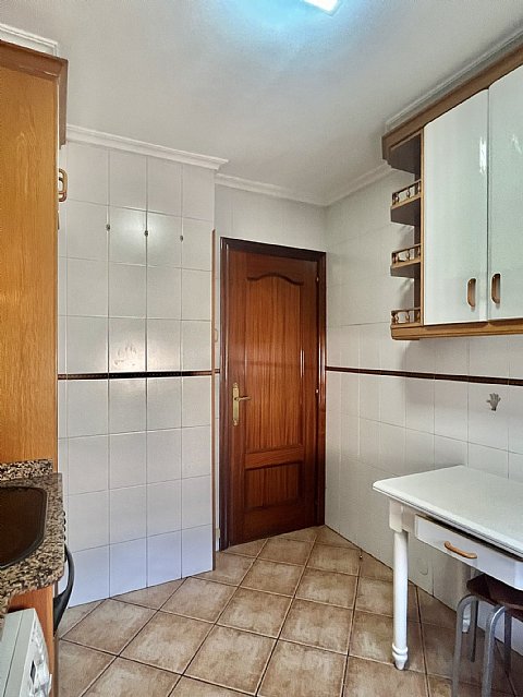 Piso de 2 hab y un baño en el centro de Santander