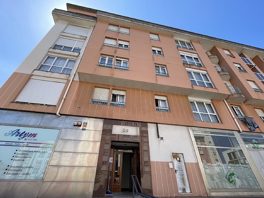 Apartamento para entrar a vivir rodeado de todos los servicios