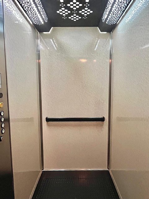 Piso de 2 hab, 2 baños con garaje y trastero a estrenar