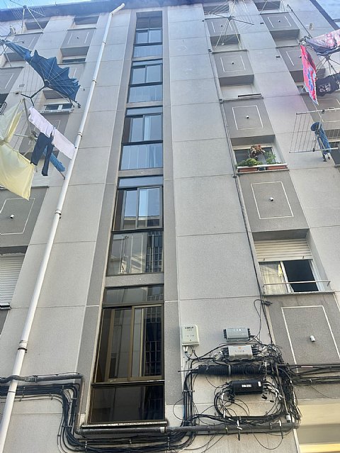 Piso de 2 hab y un baño en el centro de Santander