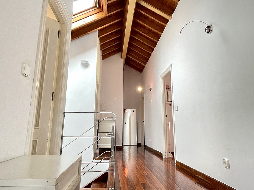 Duplex de 260 metros con garaje cerrado en El Sardinero