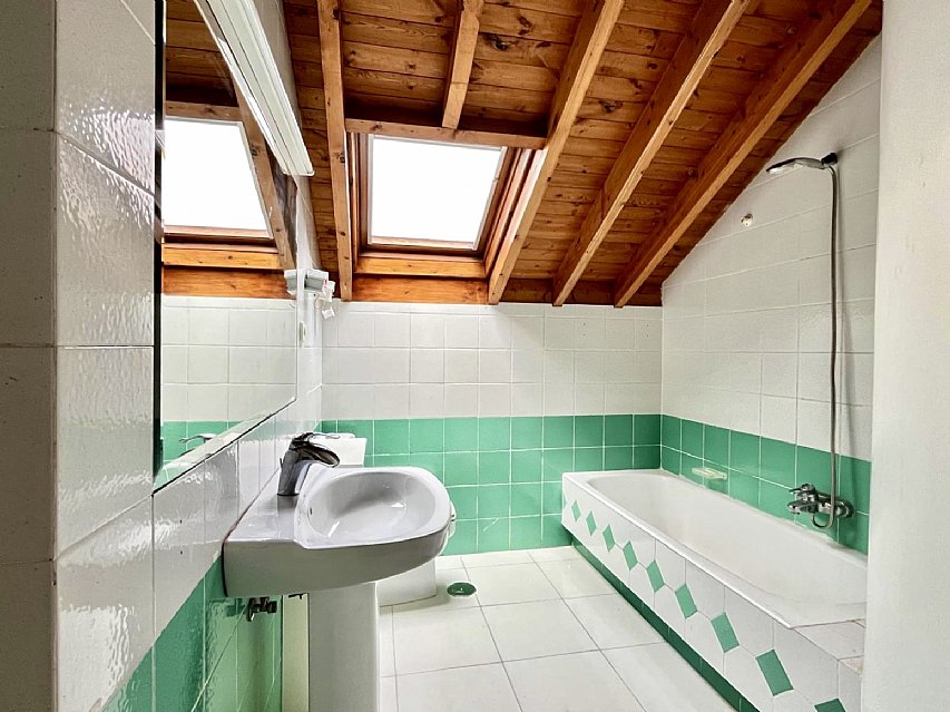 Duplex de 260 metros con garaje cerrado en El Sardinero