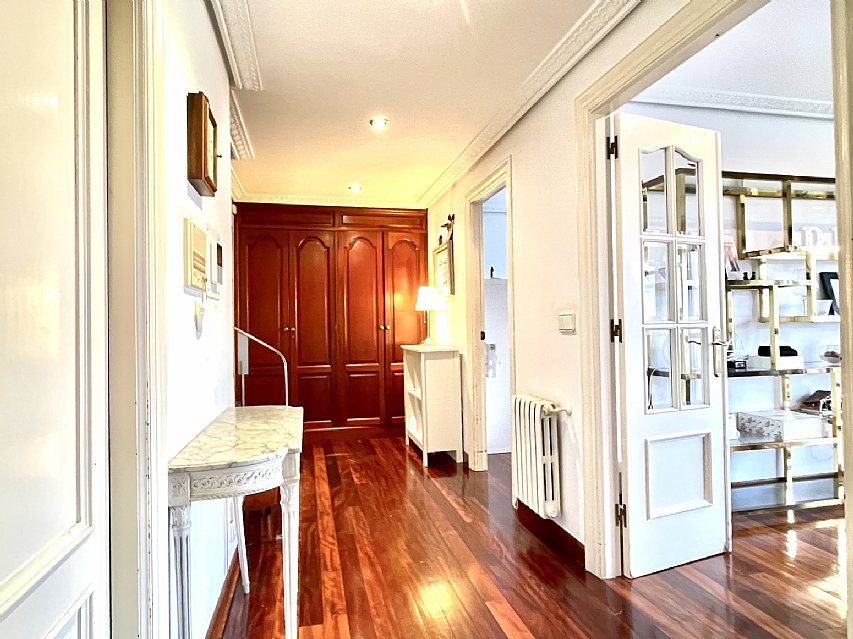 Duplex de 260 metros con garaje cerrado en El Sardinero