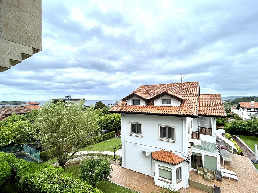 Duplex de 260 metros con garaje cerrado en El Sardinero