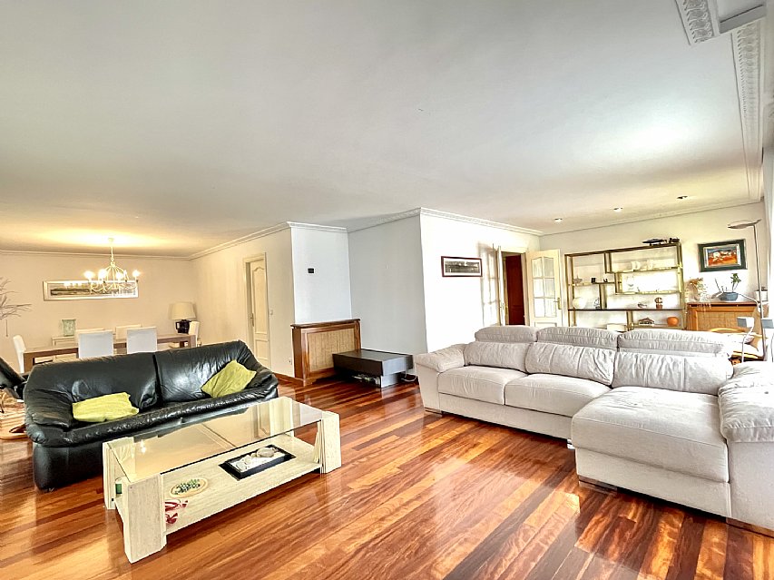 Duplex de 260 metros con garaje cerrado en El Sardinero