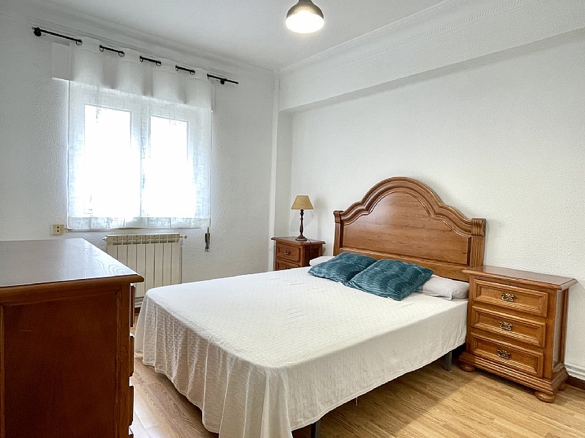 Vivienda de 2 habitaciones y un baño (todo exterior) en el centro de Santander