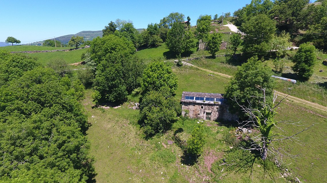 Cabaña en Pisueña, Selaya