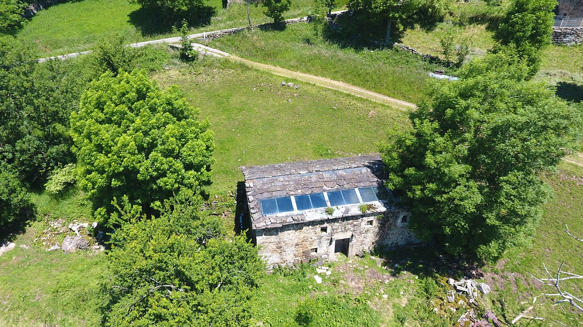 Cabaña en Pisueña, Selaya