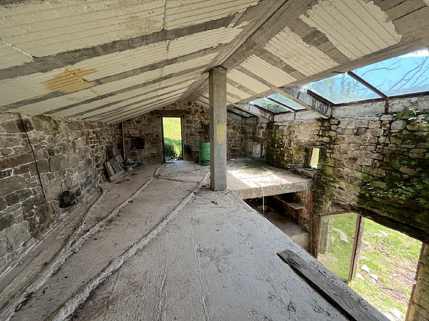 Cabaña en Pisueña, Selaya