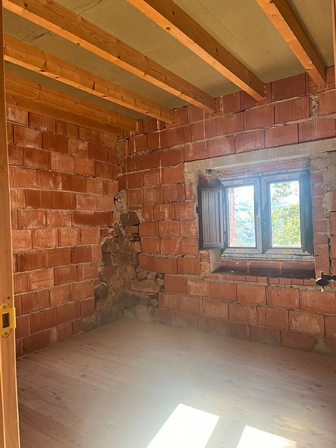 Encantadora casa-cabaña ubicada en un entorno rural privilegiado en el valle de Pisueña, Selaya