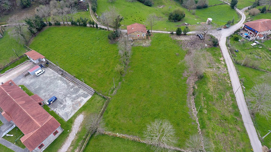 Casa de 263 metros cuadrados en el centro de Riaño