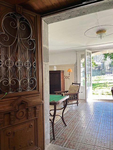 Conjunto de casas señoriales con finca urbana segregable y posibilidad de construir  