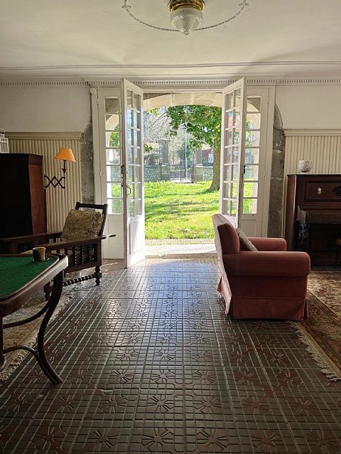 Conjunto de casas señoriales con finca urbana segregable y posibilidad de construir  