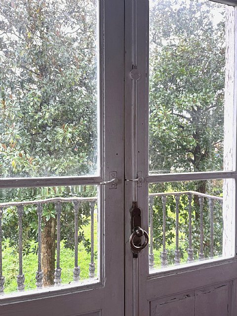 Conjunto de casas señoriales con finca urbana segregable y posibilidad de construir  