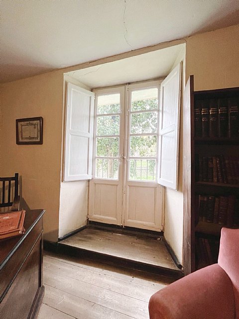 Conjunto de casas señoriales con finca urbana segregable y posibilidad de construir  