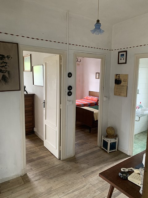 Casa indiviual de dos plantas con jardín en Barreda