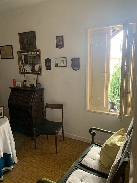 Casa indiviual de dos plantas con jardín en Barreda