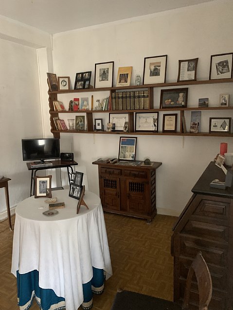 Casa indiviual de dos plantas con jardín en Barreda