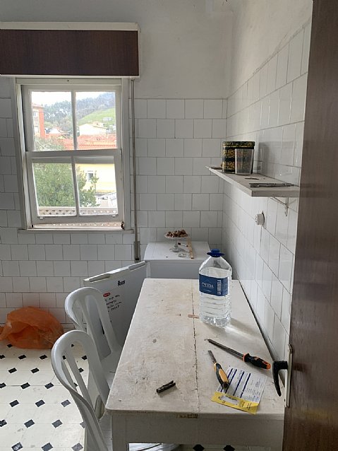 Casa indiviual de dos plantas con jardín en Barreda