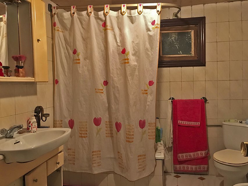 Estupenda casa al sur con terreno, garaje y muchas posibilidades